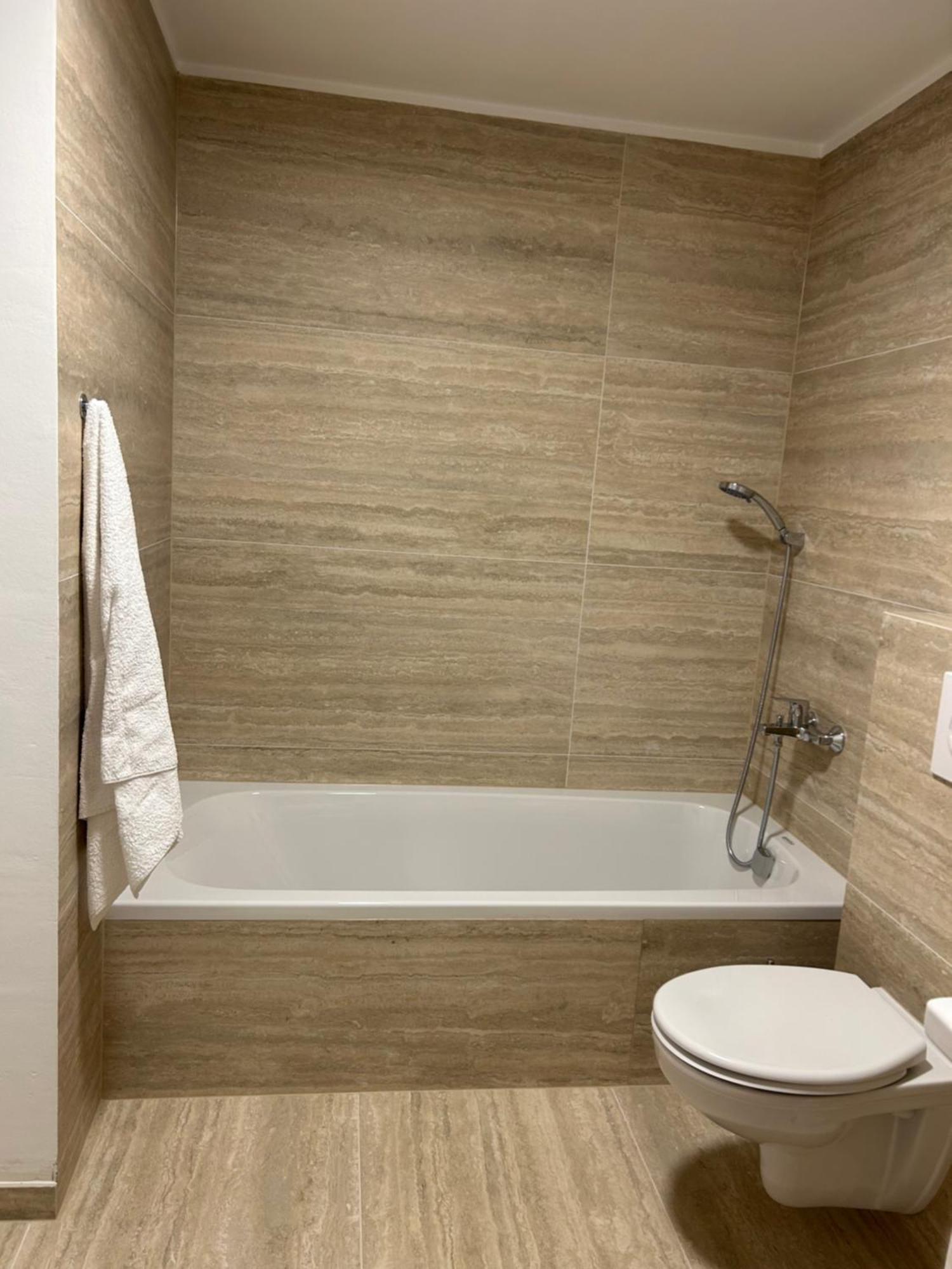 Twenty-Punat Apartments Екстериор снимка
