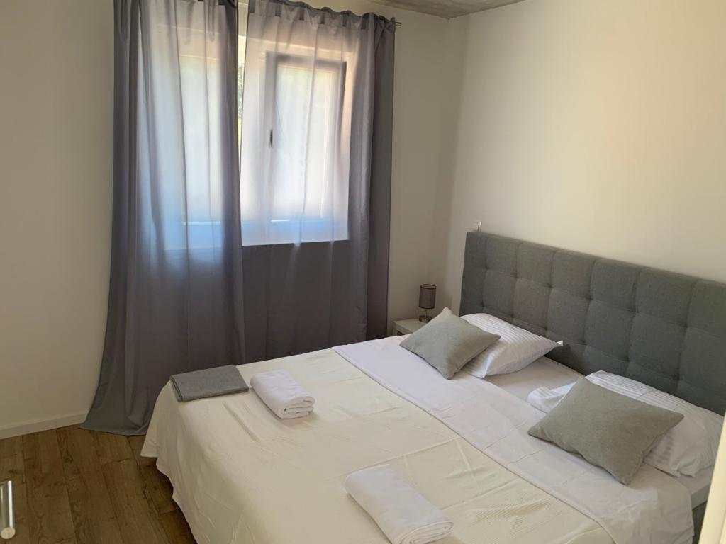 Twenty-Punat Apartments Екстериор снимка